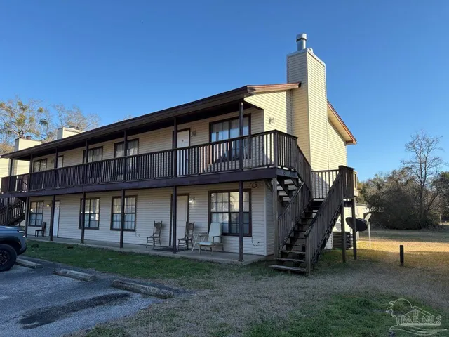 $975 | 711 Tumbleweed Trail, Unit B, Pensacola, FL 32534