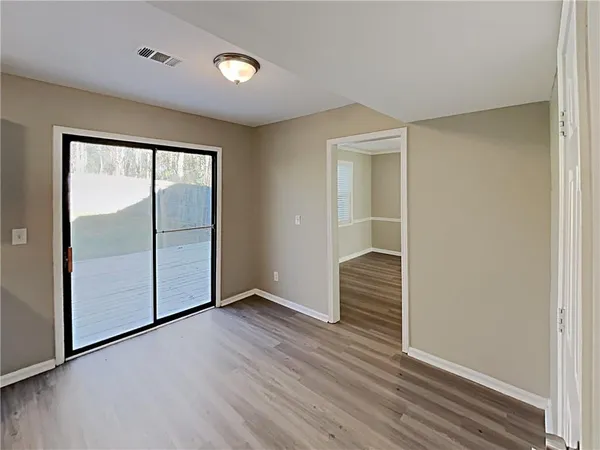 $2,325 | 411 River Point Drive, Woodstock, GA 30188