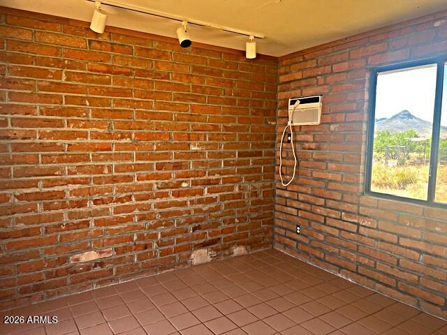28005 South Rain Valley Road Elgin, AZ 85611 - Photo 27 of 37 IMG_3705