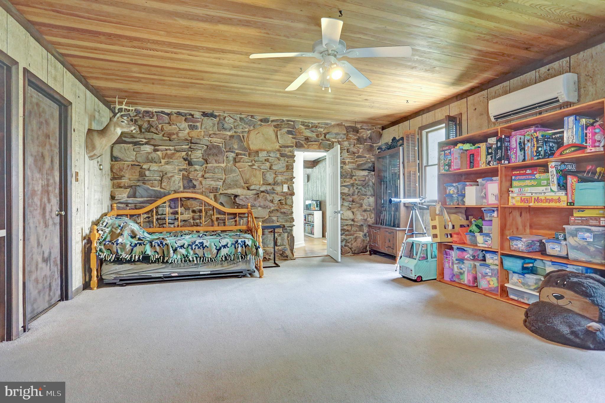 39 Sample Bridge Road Mechanicsburg, PA 17050 - Photo 11 of 15 Gallery Image 11