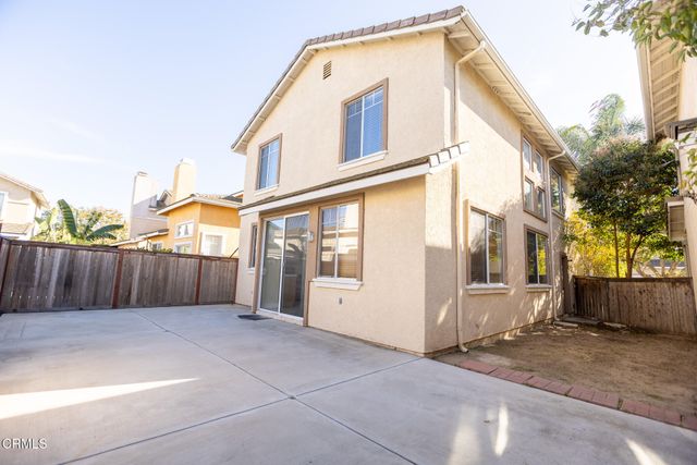 a view of a front of house with a garage