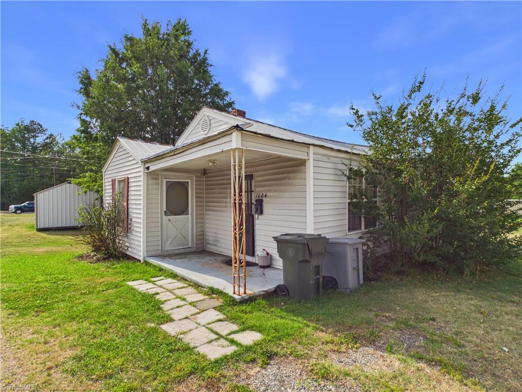 1004 Unity Street Thomasville, NC 27360 - Photo 16 of 16