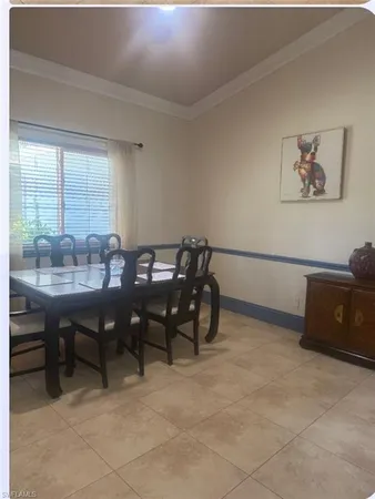 a view of a livingroom with furniture