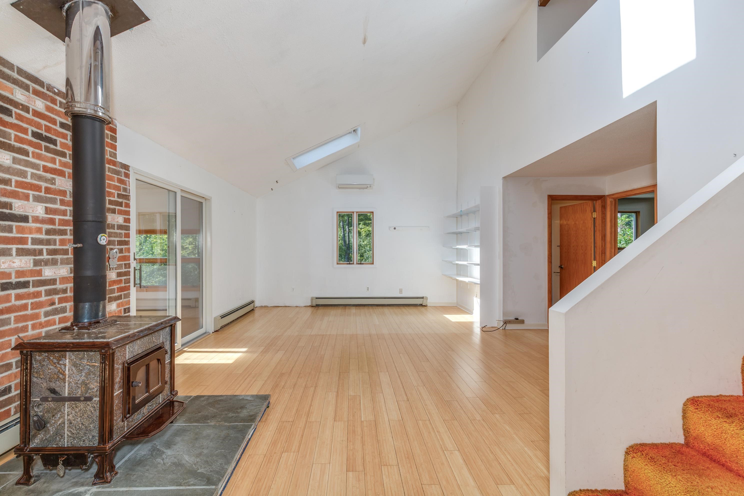 94 Brown Hill Road Bow, NH 03304 - Photo 11 of 46