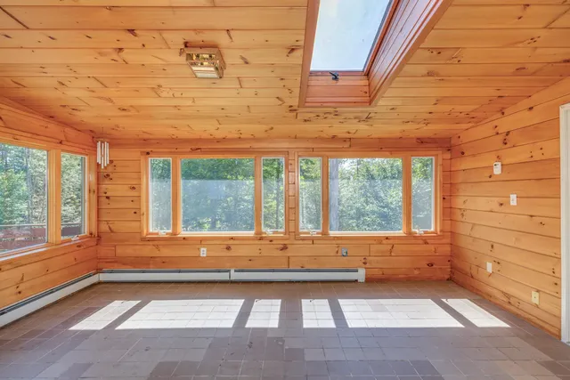 $500,000 | 94 Brown Hill Road, Bow, NH 03304