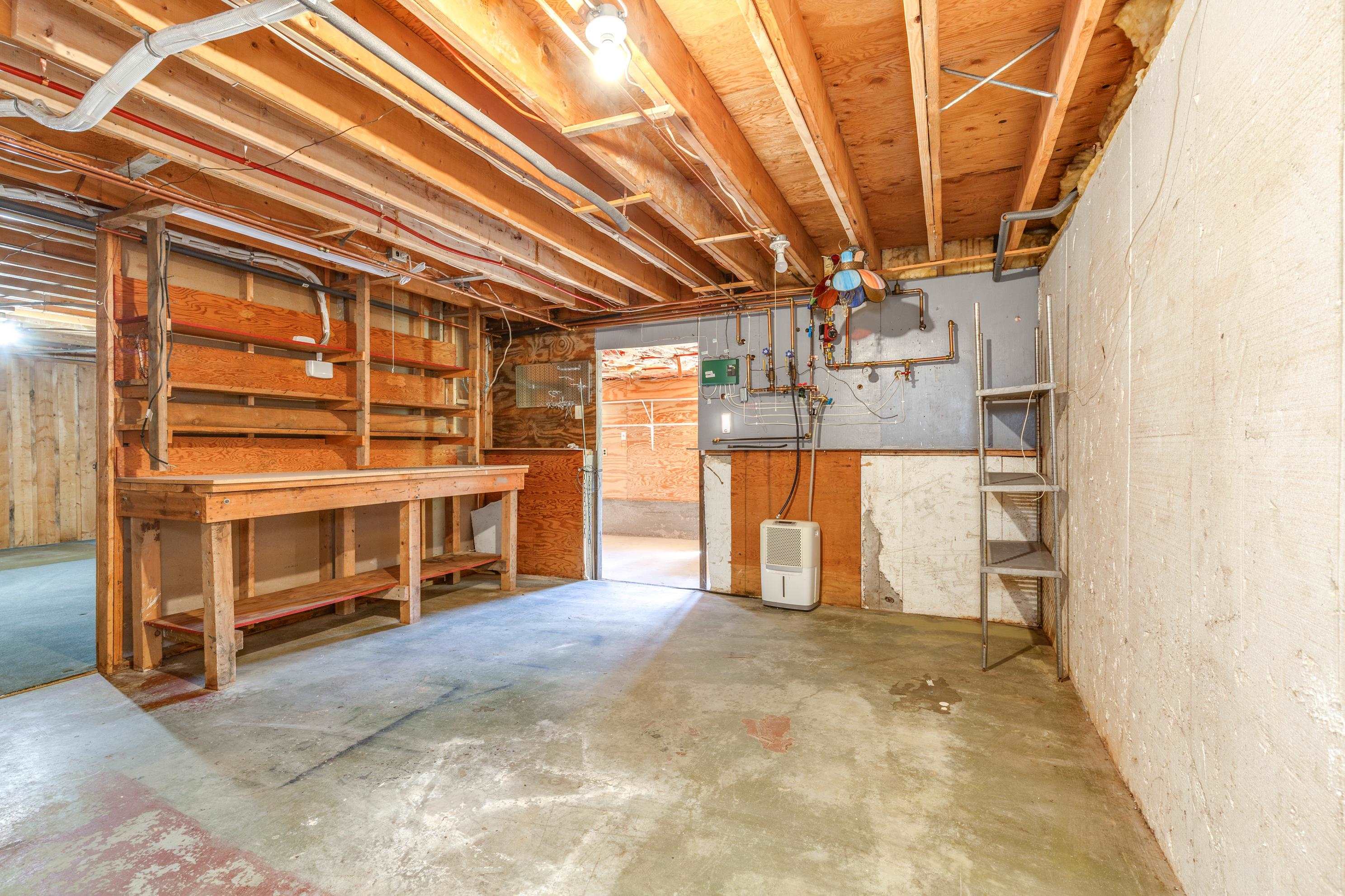 94 Brown Hill Road Bow, NH 03304 - Photo 35 of 46