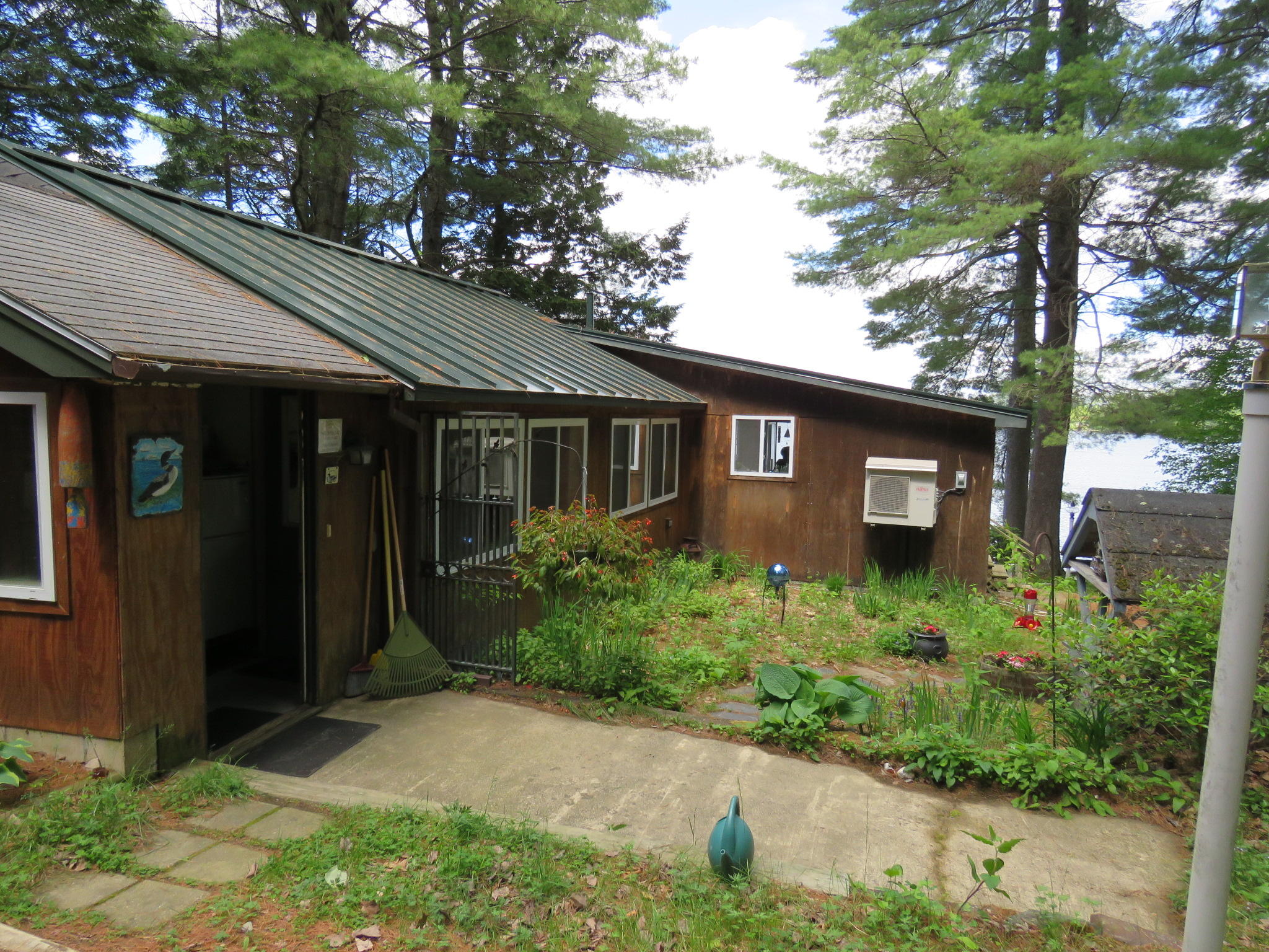251 Scotts Point Road Clifton, ME 04428 - Photo 8 of 28 8. Entrance.