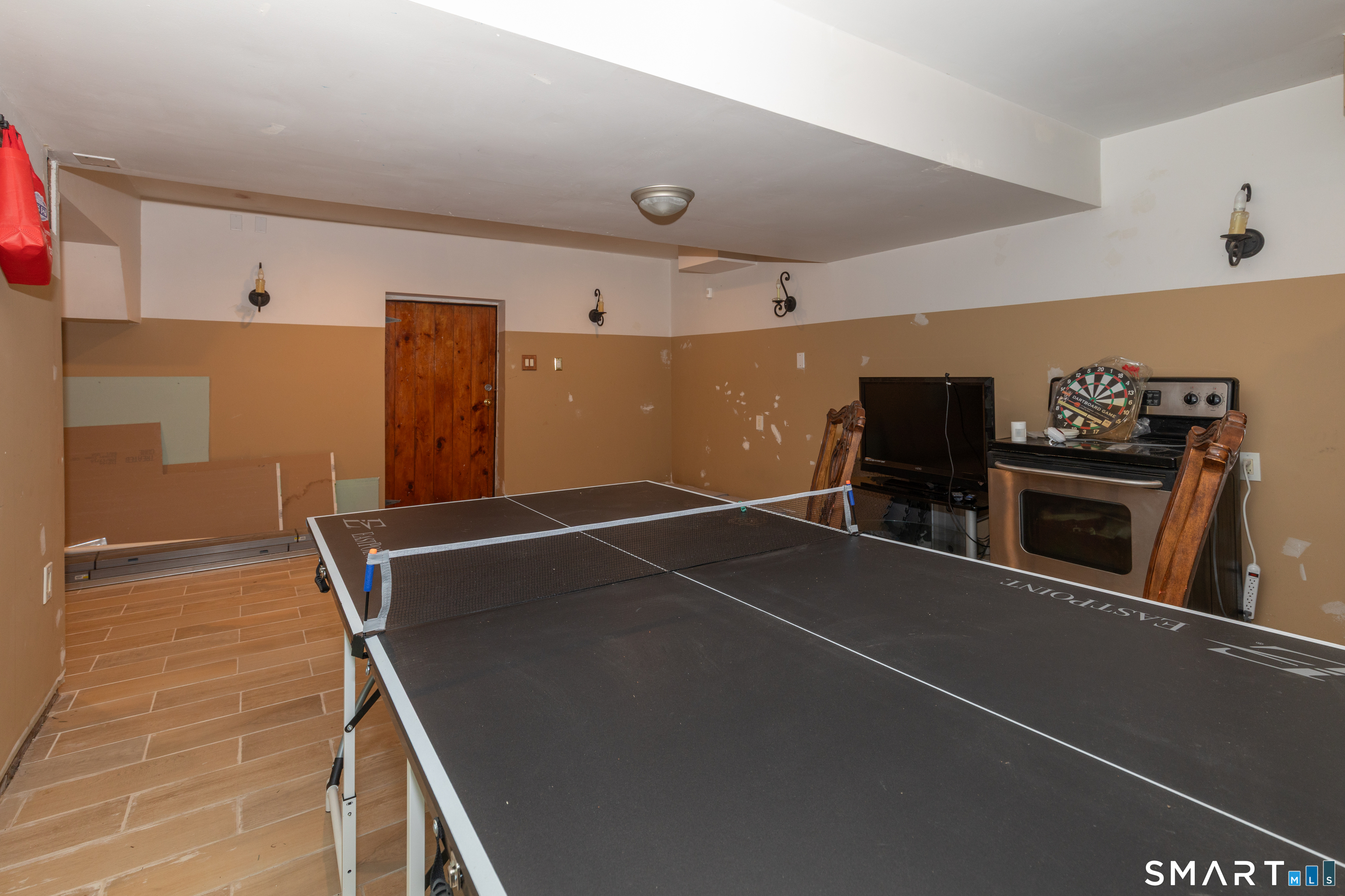 816 Woodruff Road Orange, CT 06477 - Photo 35 of 40