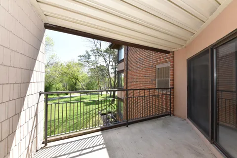$242,000 | 1600 West Green Tree Road, Unit 225, Glendale, WI 53209