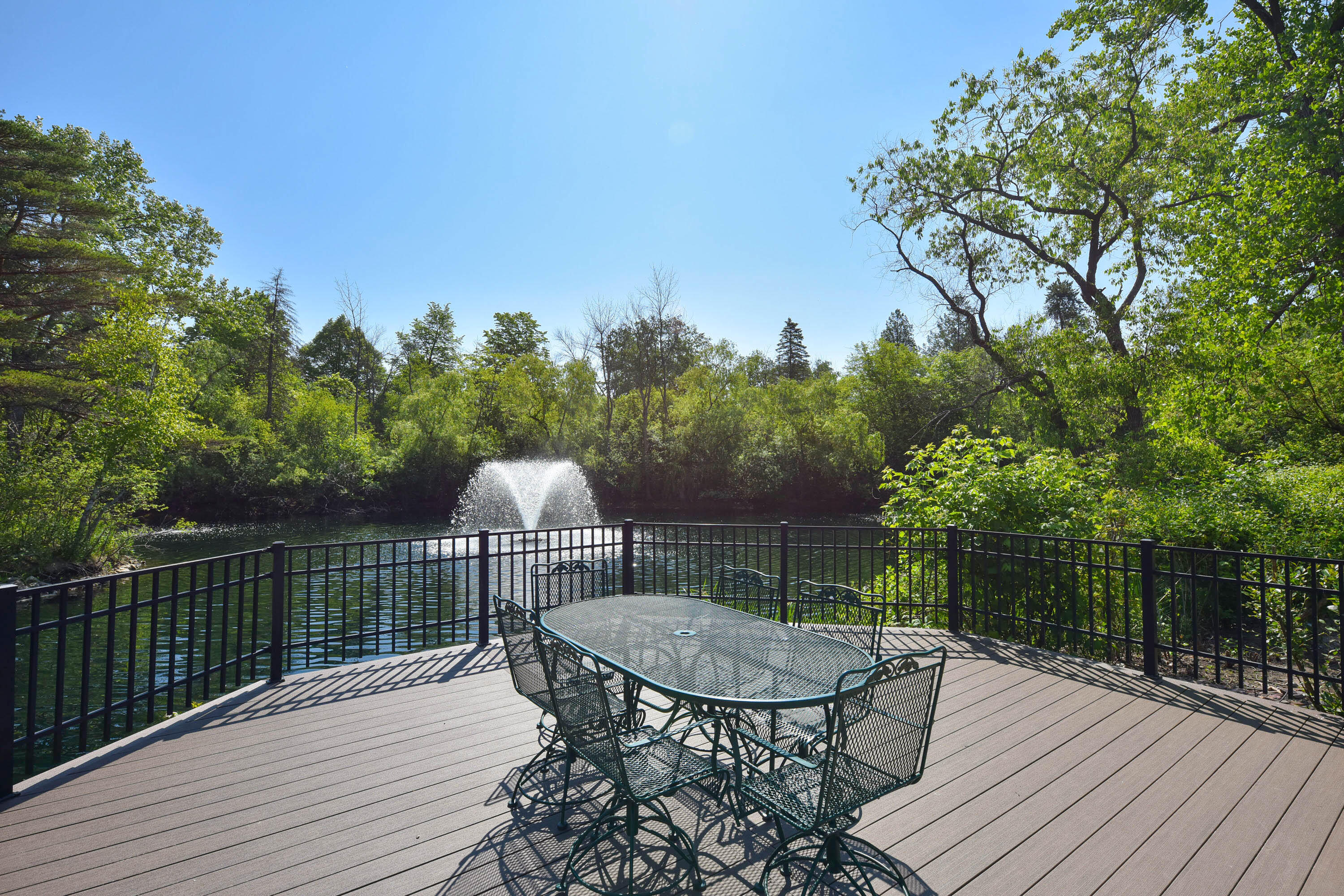 1600 West Green Tree Road, Unit 225 Glendale, WI 53209 - Photo 27 of 29 EUP_9303-2