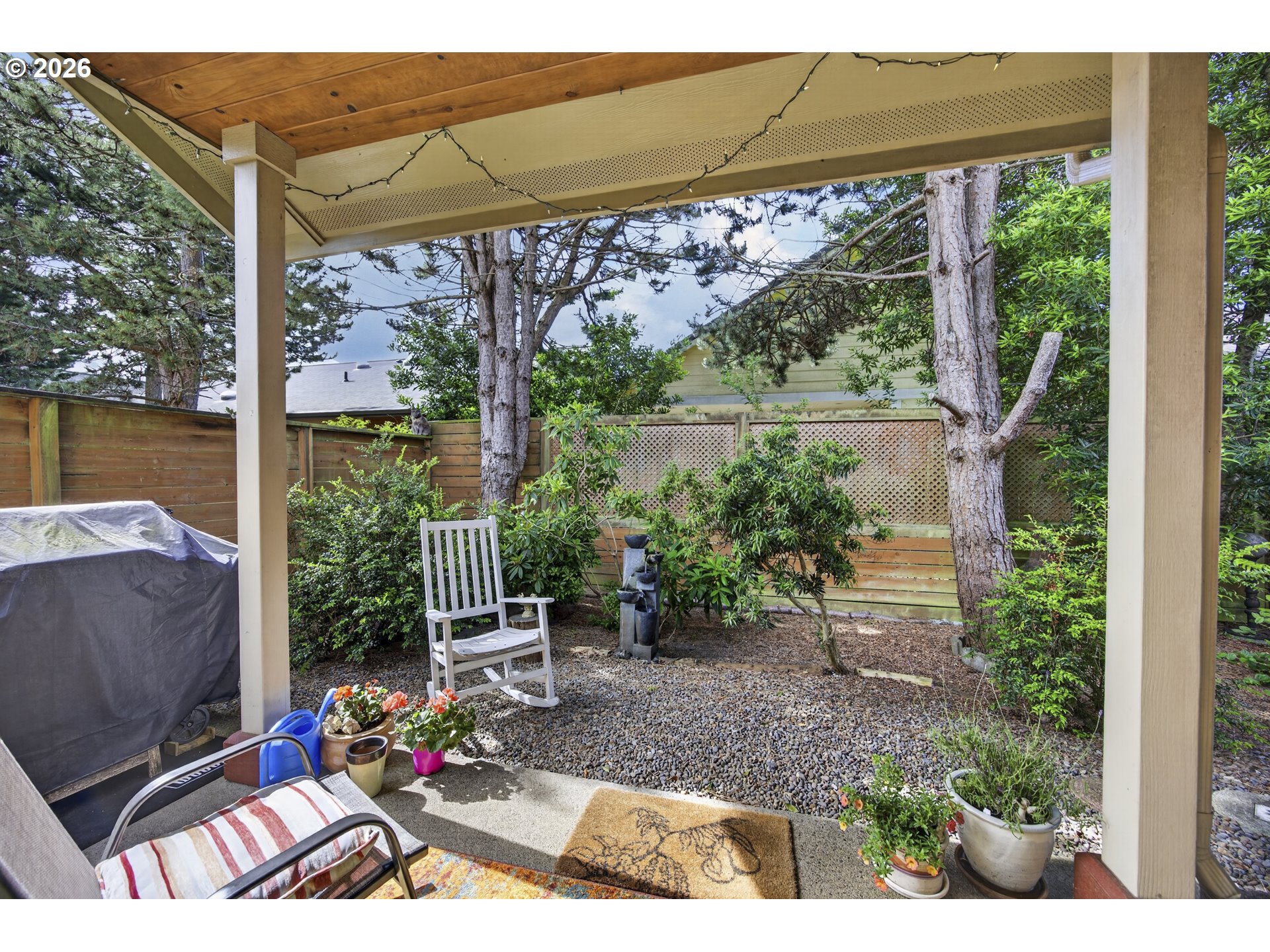 1620 38th Loop Florence, OR 97439 - Photo 25 of 36 Covered Patio