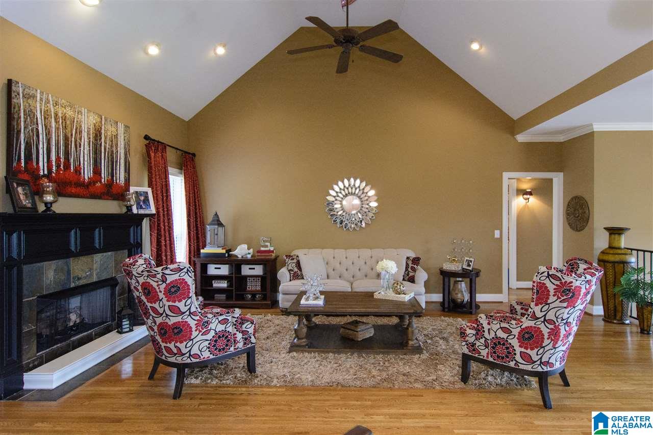275 Linwood Road Sterrett, AL 35147 - Photo 5 of 38