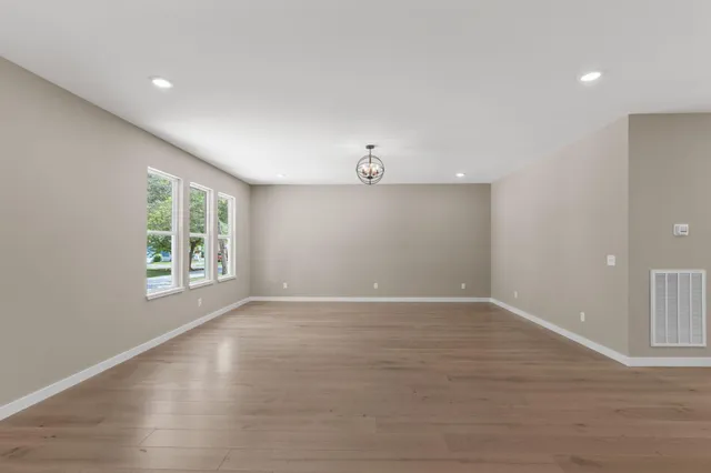 $349,900 | 1308 Gadd Road, Hixson, TN 37343