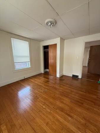 $1,950 | 90 Bacon Street, Unit 1, Waltham, MA 02451