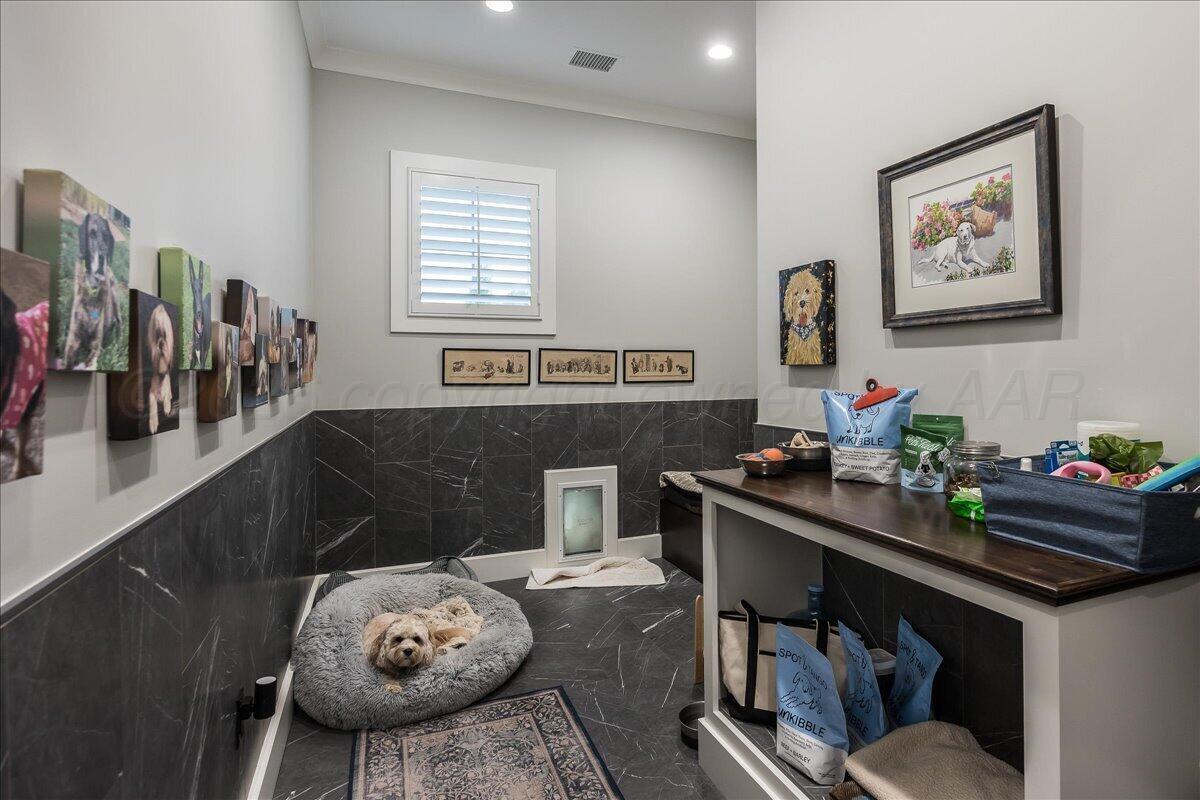 1407 Waggoner Ranch Road Amarillo, TX 79124 - Photo 68 of 99 68-Pet Room