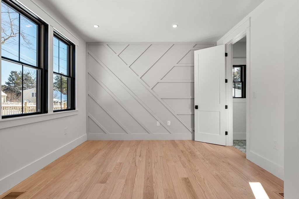 12 Oakley Road Dover, MA 02030 - Photo 16 of 42 Gallery Image 16
