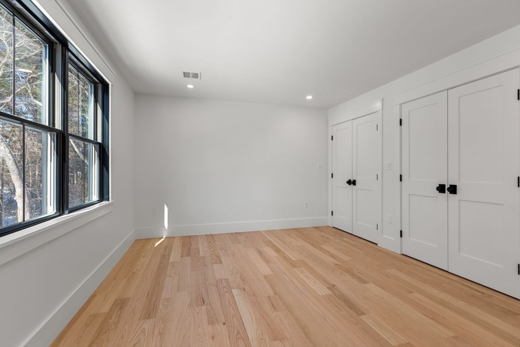 12 Oakley Road Dover, MA 02030 - Photo 27 of 42 Gallery Image 27
