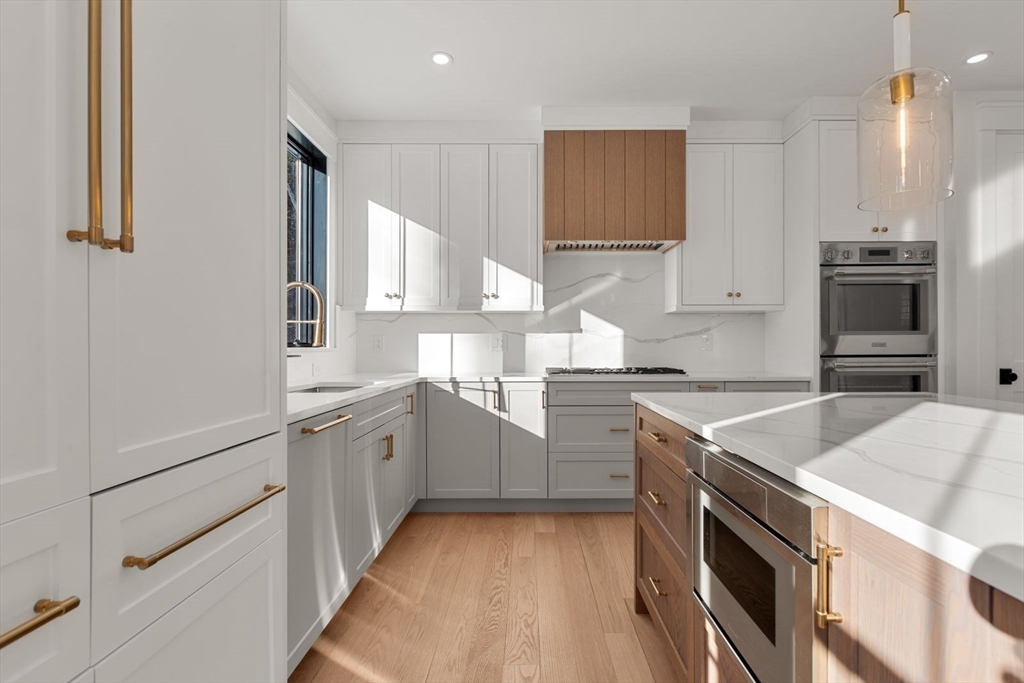 12 Oakley Road Dover, MA 02030 - Photo 6 of 42 Gallery Image 6