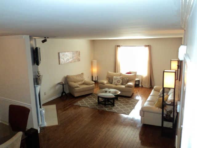 148 Pepper Ridge Circle Antioch, TN 37013 - Photo 2 of 11 Living Room