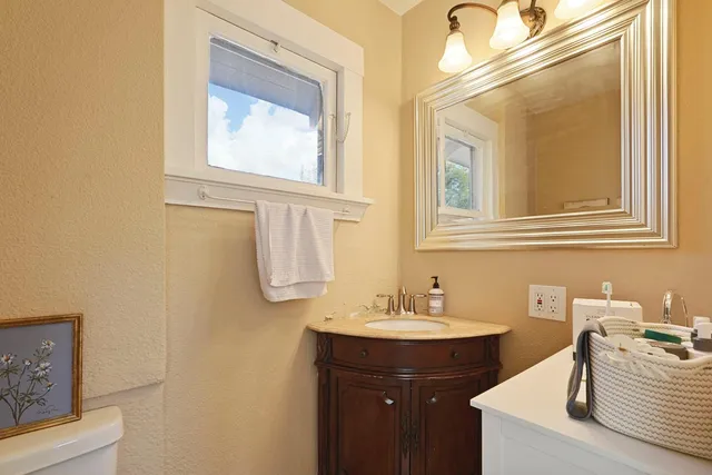 $599,000 | 619 West Elm Street, Lodi, CA 95240