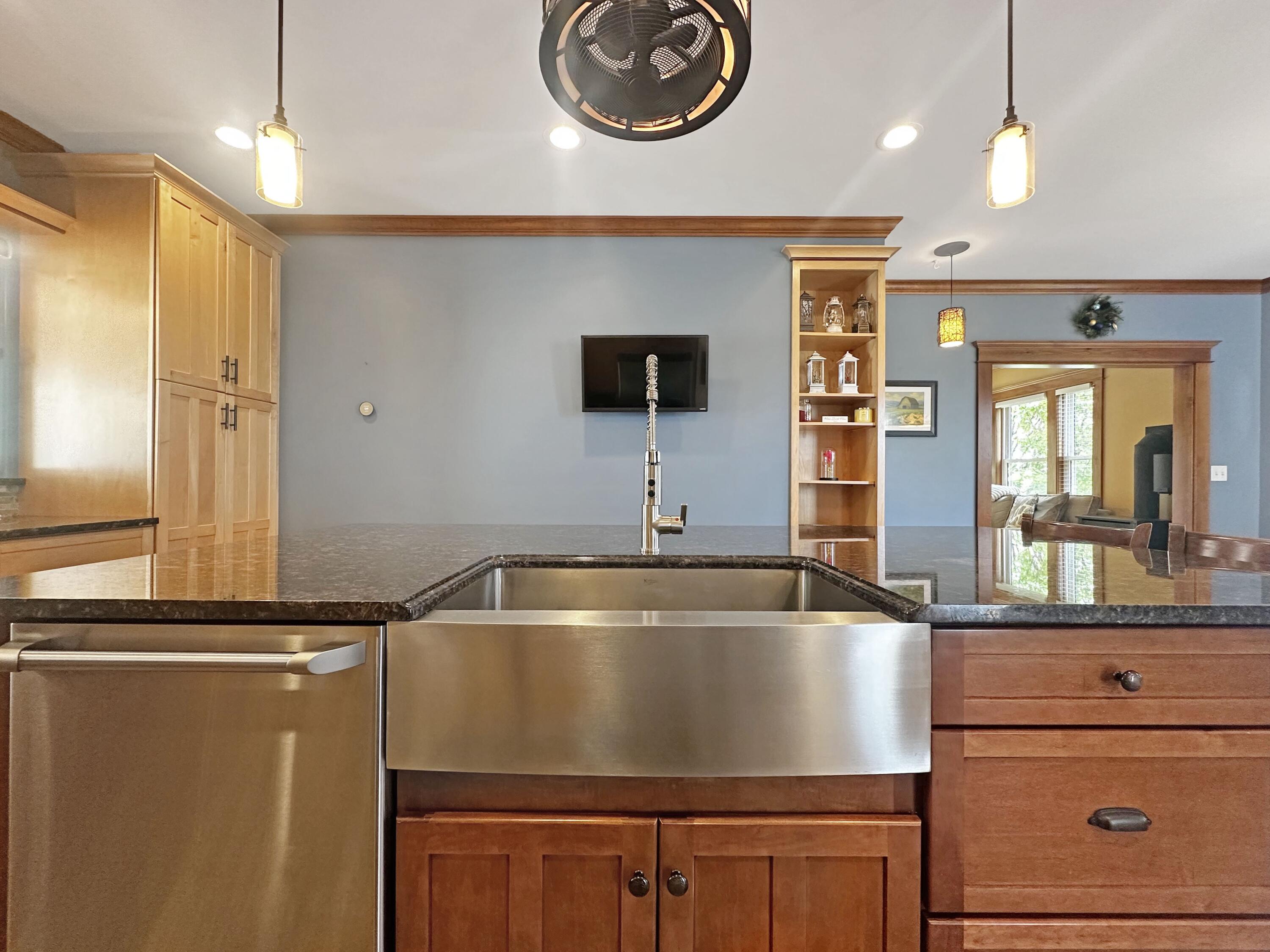 1641 Main Street Mapleton, ME 04757 - Photo 26 of 85 IMG_1044