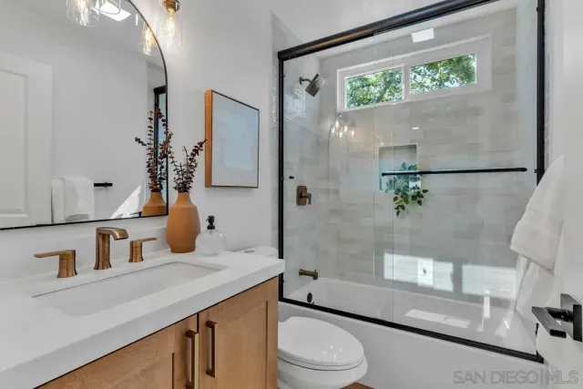 $946,000 | 2182 Farrington Drive, El Cajon, CA 92020