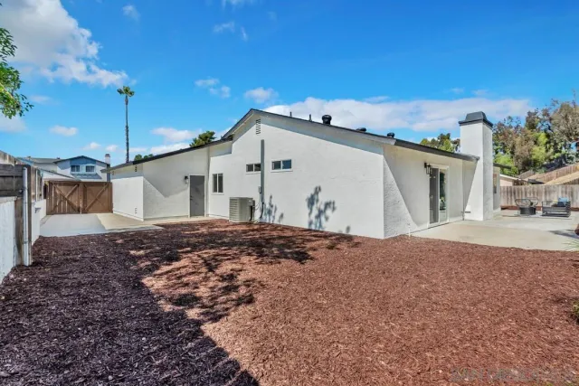 $946,000 | 2182 Farrington Drive, El Cajon, CA 92020