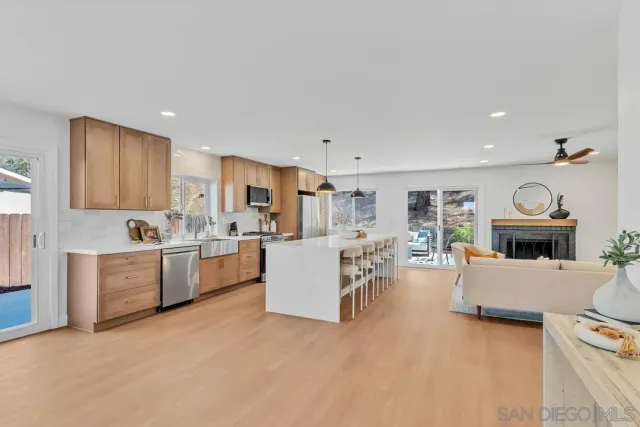 $946,000 | 2182 Farrington Drive, El Cajon, CA 92020