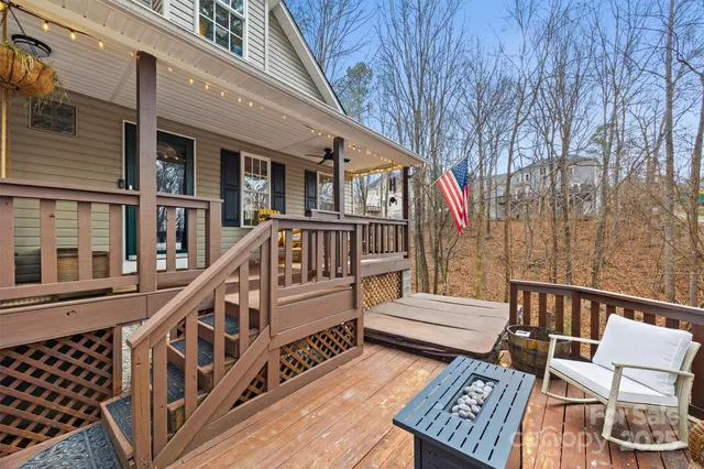 $460,000 | 25058 Timberlake Drive, Tega Cay, SC 29708