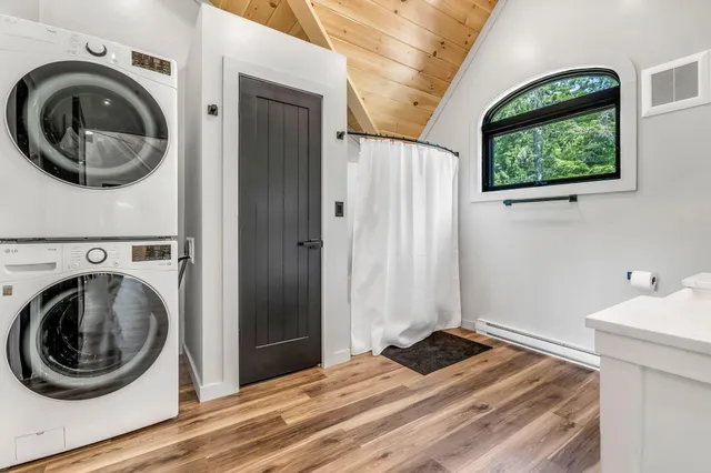 $899,900 | 39 Pratt Lane, Danforth, ME 04424