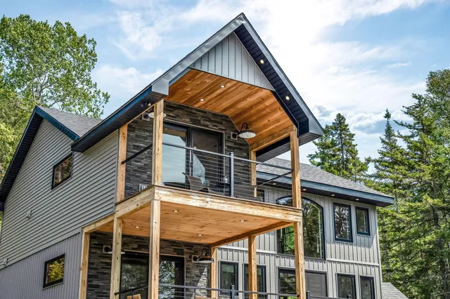 $899,900 | 39 Pratt Lane, Danforth, ME 04424