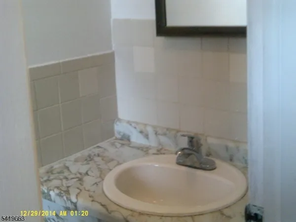 $3,000 | 1004 Victoria Court, Hillsborough, NJ 08844