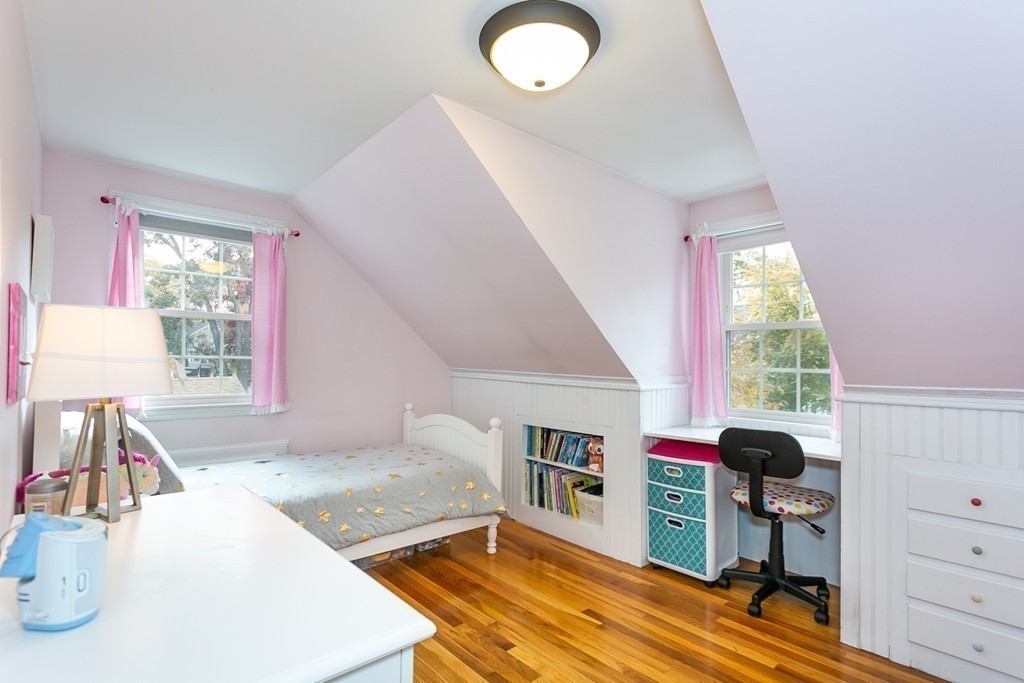 100 Barrett Street Needham, MA 02492 - Photo 12 of 28 Gallery Image 12