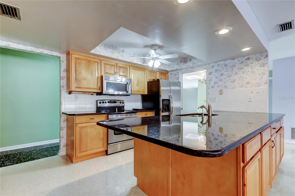 10440 Monarch Drive Largo, FL 33774 - Photo 21 of 91 Gallery Image 21