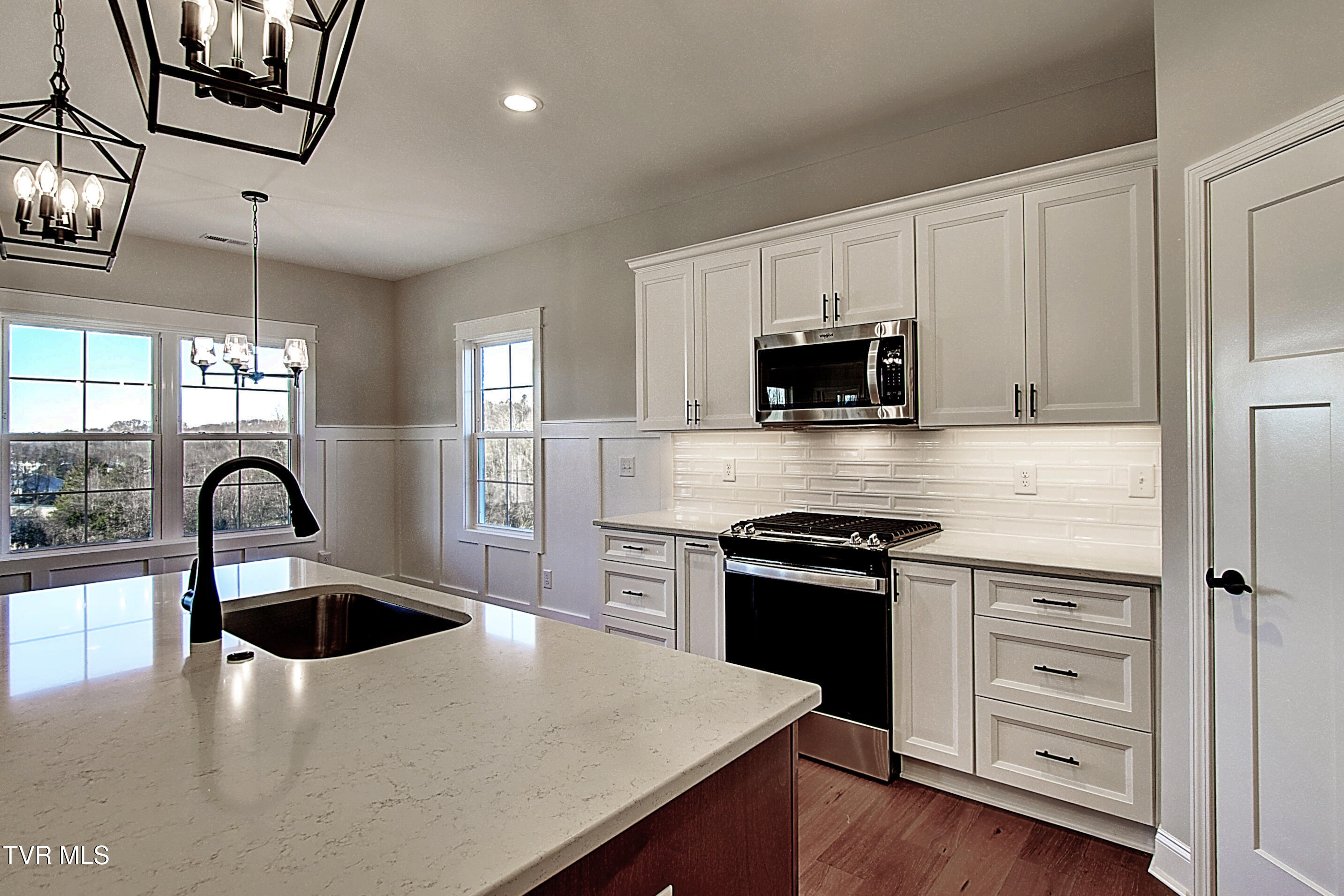 234 Ruby Rose Ridge Jonesborough, TN 37659 - Photo 9 of 28 kitchen