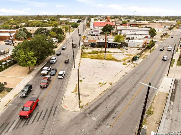 $280,000 | 1501 South Flores Street, San Antonio, TX 78204