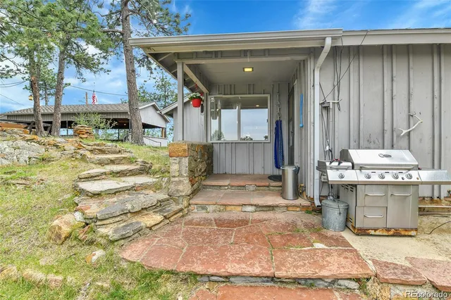 $1,145,000 | 350 Tower Hill Circle, Golden, CO 80401