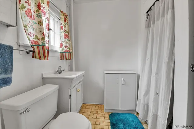 $1,145,000 | 350 Tower Hill Circle, Golden, CO 80401