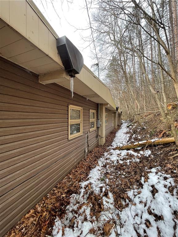 258 Sterling Road Darlington, PA 16115 - Photo 15 of 18