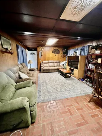 $259,000 | 258 Sterling Road, Darlington, PA 16115