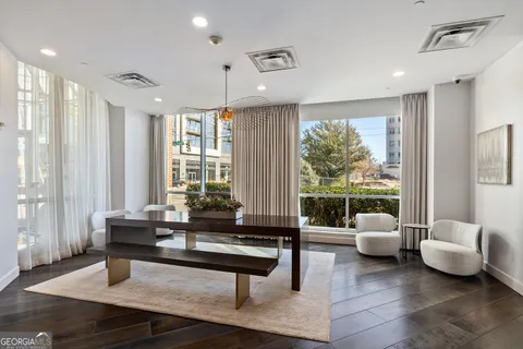 $325,000 | 325 East Paces Ferry Road Northeast, Unit 1206, Atlanta, GA 30305