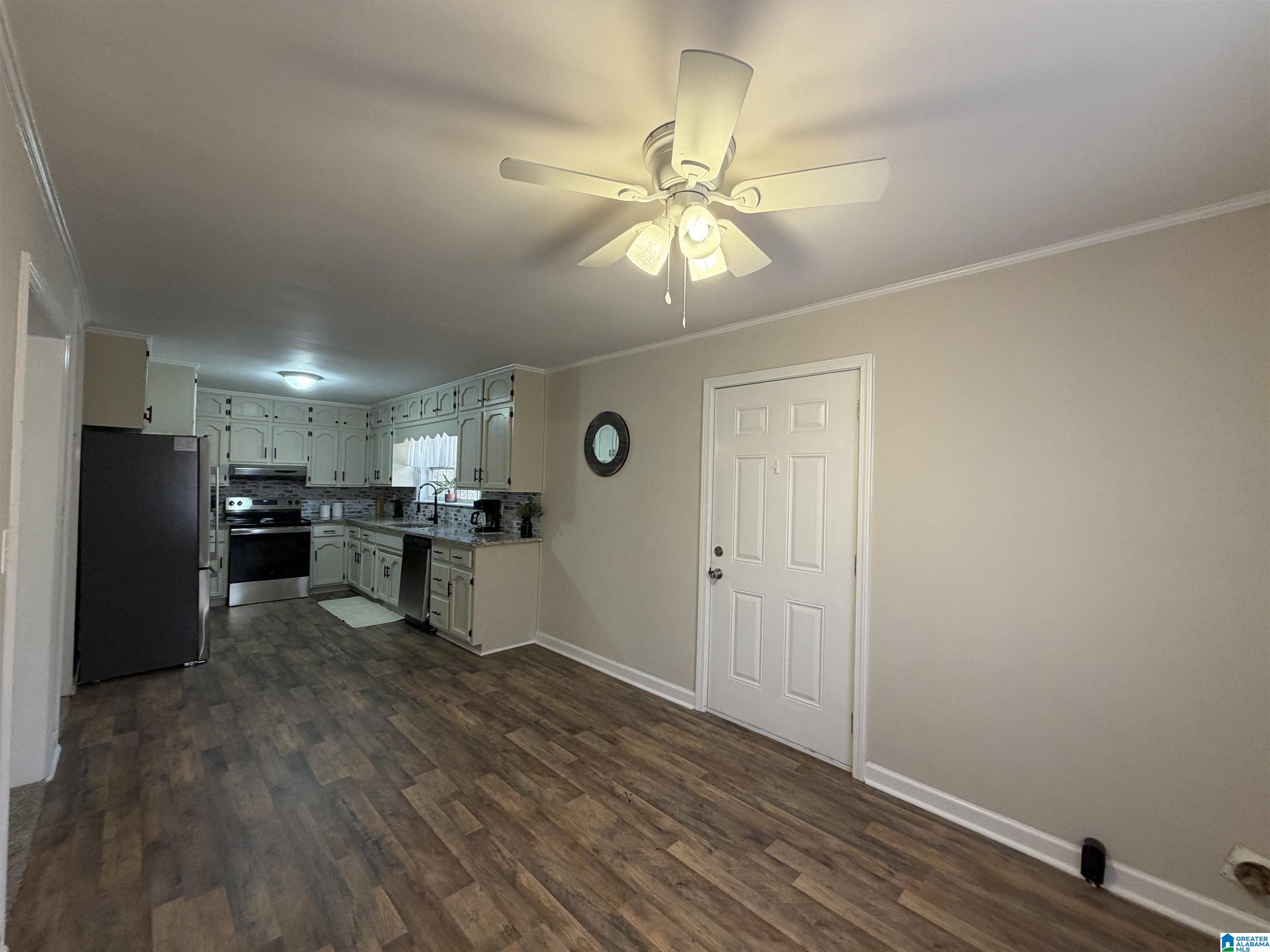700 Thomas Road Warrior, AL 35180 - Photo 9 of 33