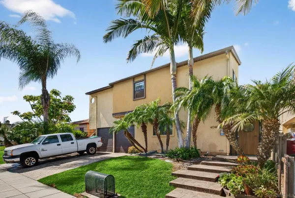 $3,100 | 4046 Iowa Street, Unit 1, San Diego, CA 92104