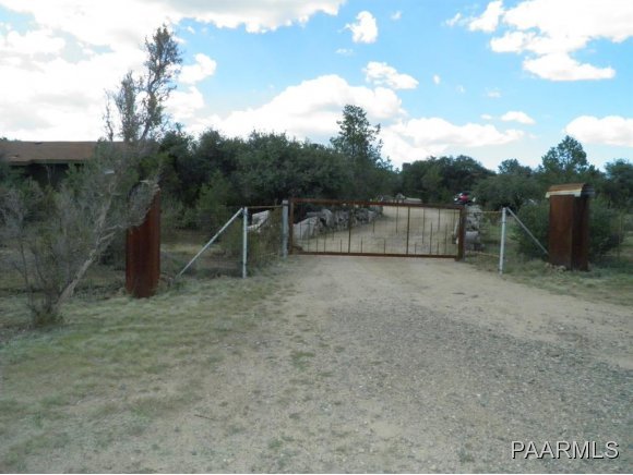 1395 West Cliff Rose Road Prescott, AZ 86305 - Photo 2 of 23 Additional Photo