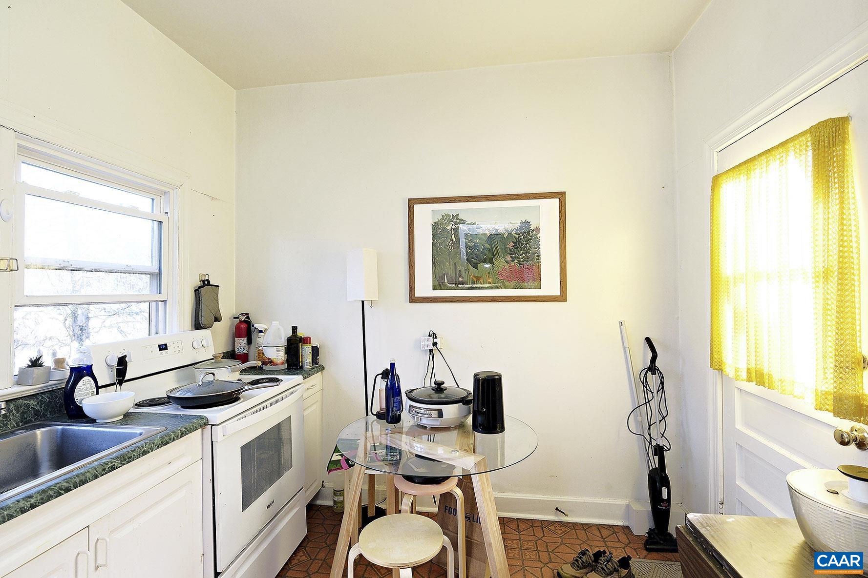 117 Washington Avenue, Unit A Charlottesville, VA 22903 - Photo 5 of 7