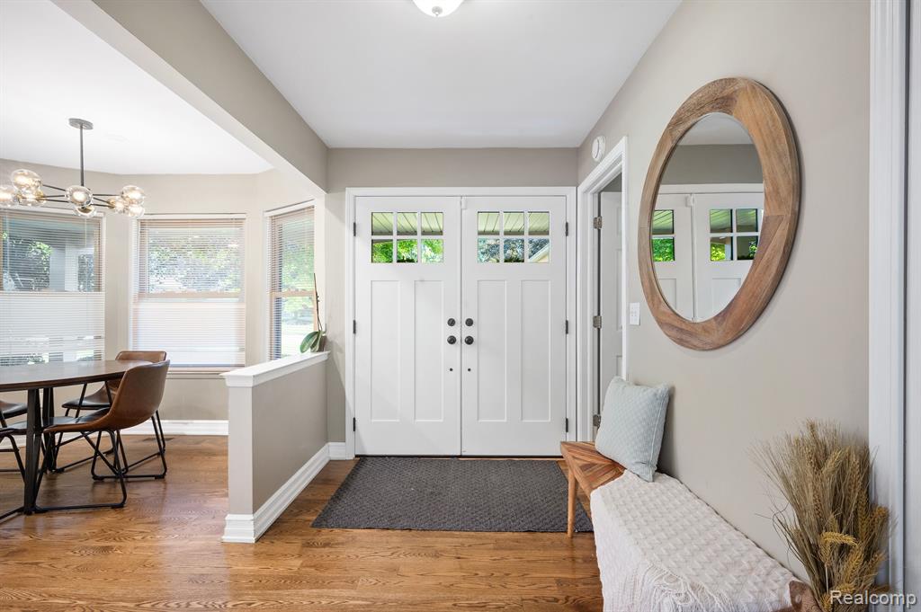 615 Kentucky Drive Rochester, MI 48307 - Photo 10 of 62