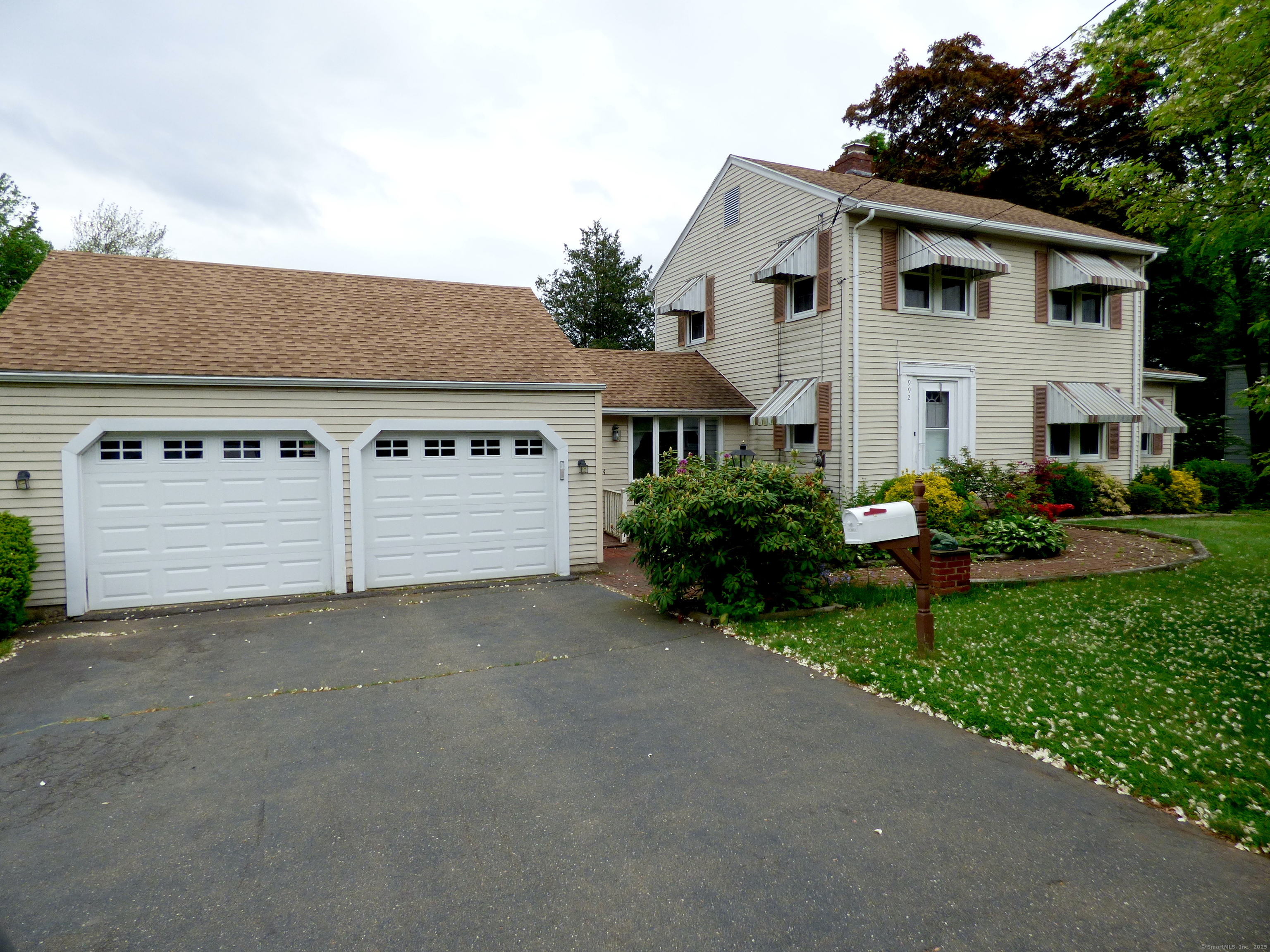 992 Ridge Road Wethersfield, CT 06109 - Photo 1 of 1