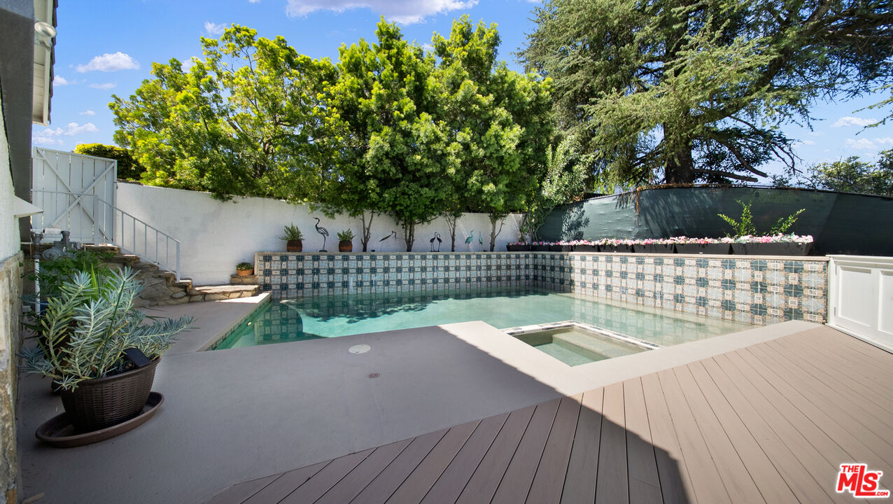 2312 Kimridge Road Beverly Hills, CA 90210 - Photo 15 of 60