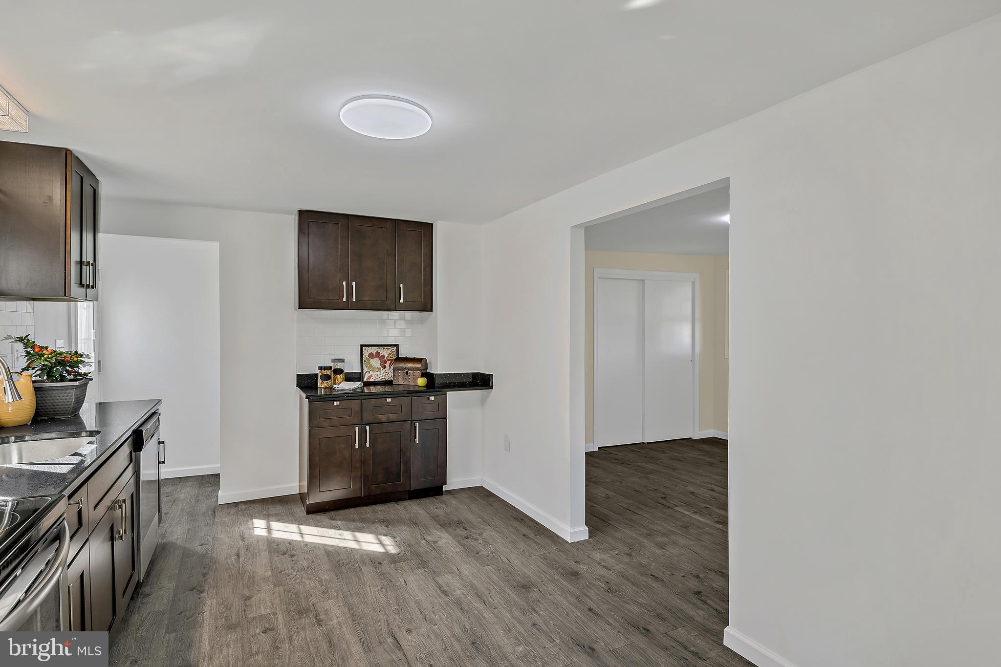 210 Hempt Road Mechanicsburg, PA 17050 - Photo 20 of 28 Gallery Image 20