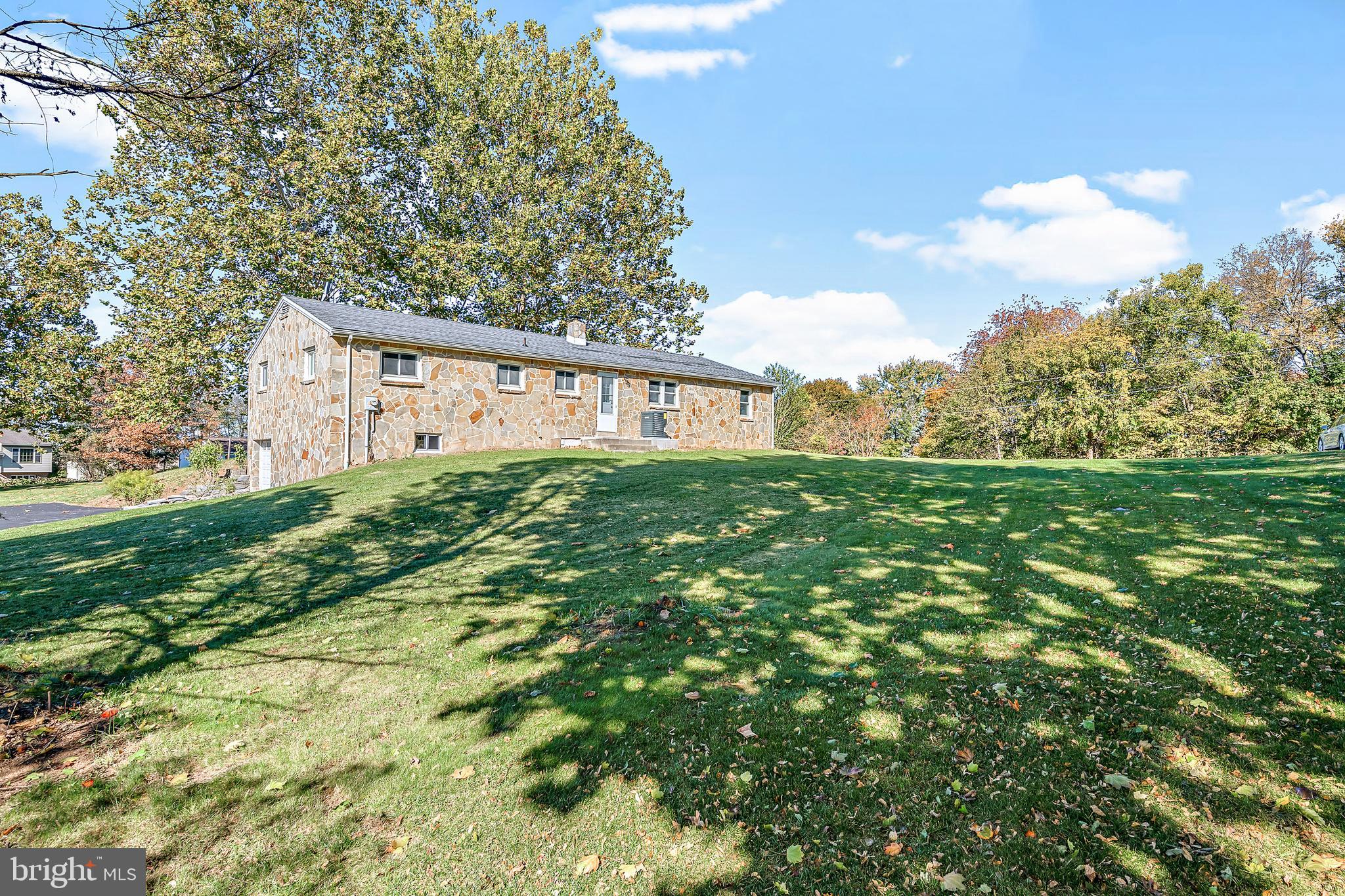 210 Hempt Road Mechanicsburg, PA 17050 - Photo 3 of 28 Gallery Image 3